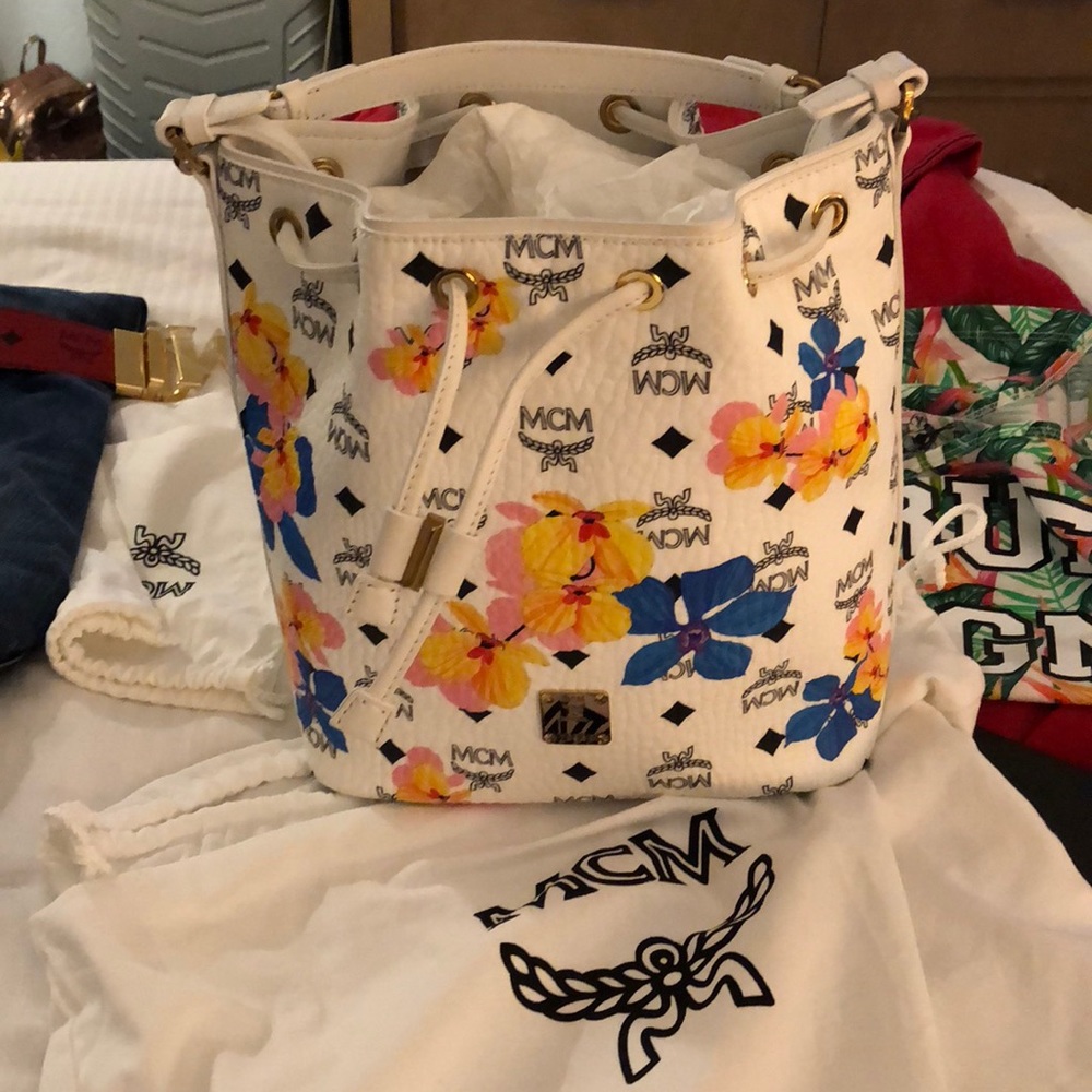 SOLD 🛑Brand new with tags MCM bag